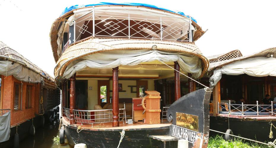 Sandra Houseboats, Alleppey 3